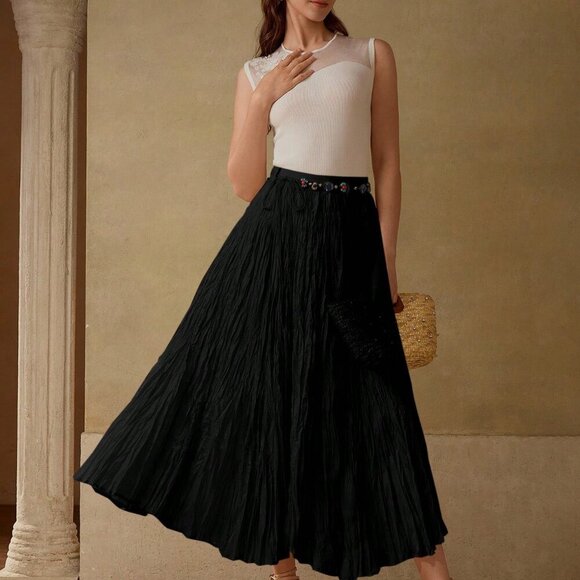Black Elegant Women's Pleated Flowy Skirt - Picture 7 of 8